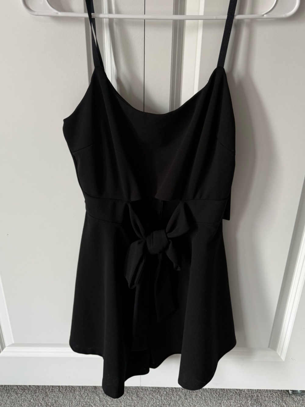 Cut the tie front Romper Fashion Nova